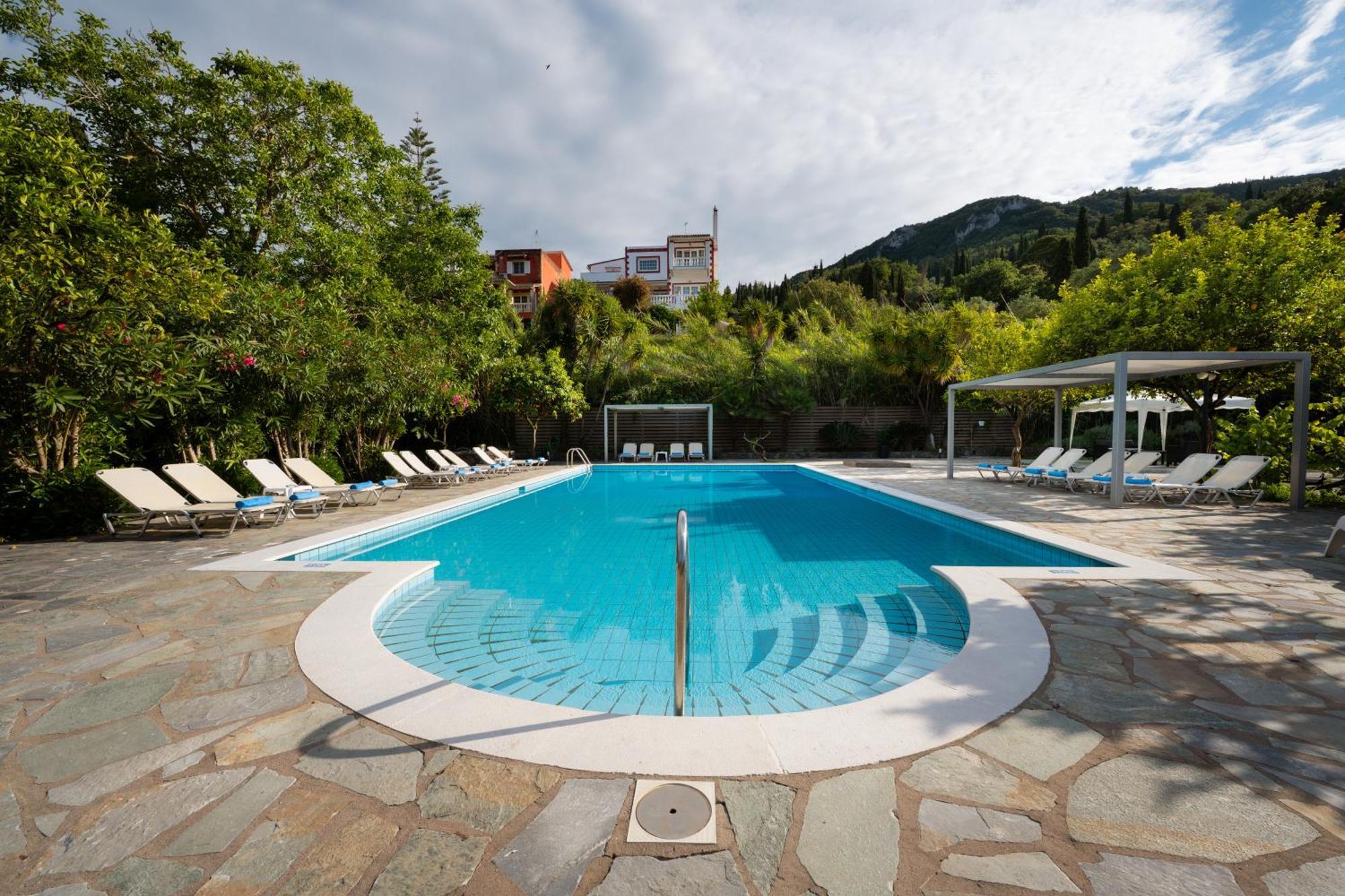 Orange Grove Suites Mpenitses Eksteriør billede